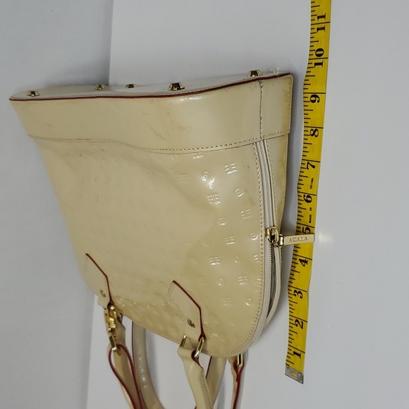 Beige Arcadia Genuine Patent Leather Shoulder Crossbody  Bag Top Zip - Picture 4 of 8